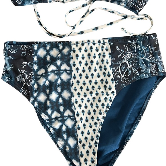 JESSICA SIMPSON SWIMSUIT Bathing Suit 2 Piece Bikini SMALL - Picture 5 of 5